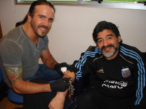 Diego Armando Maradona en American Tattoo