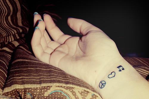tatto en la muñeca