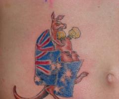 Tatuaje de canguro boxeador