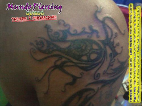 Ojo Tribal Hombro Espalda
