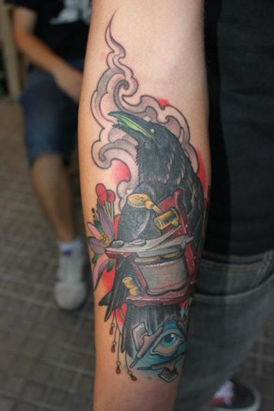 Crow and tattoo machine traditional