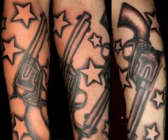 Guns stars