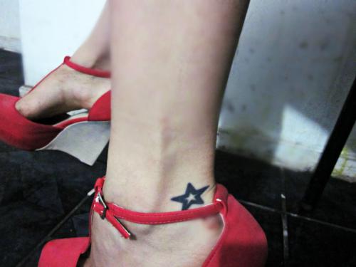 Estrella en el tobillo