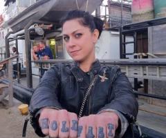 Danielle Colby Cushman Hold fast tattoo