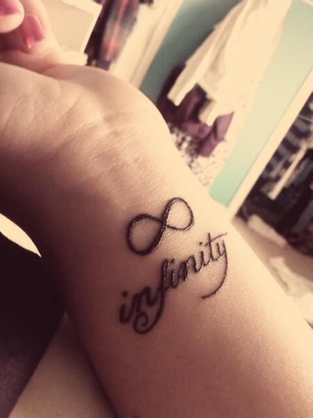 infinitamente enamorada tatuaje