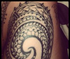 hip tattoo