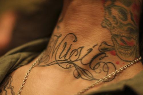 Tatuaje de musica en letras