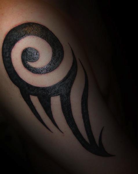 Tribal masculino