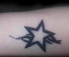 Estrellita en lineas gruesas