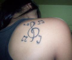 Tatuajes de notas musicales