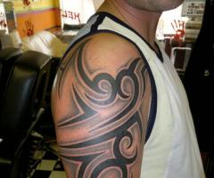 Tribal brazo y hombro