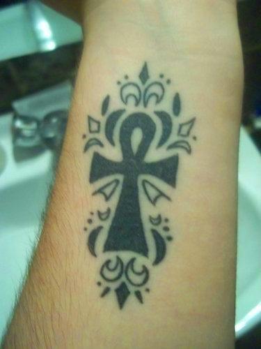Mi primer tatuaje. Un Ankh Egipcio