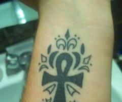Mi primer tatuaje. Un Ankh Egipcio