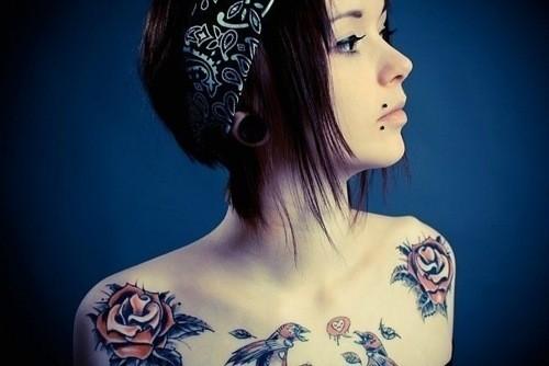 Roses on shoulders