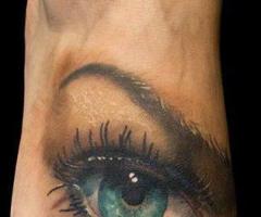 Ojo de mujer