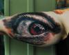Impresionante ojo realista en el brazo