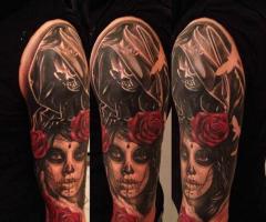 La catrina junto a la santa muerte