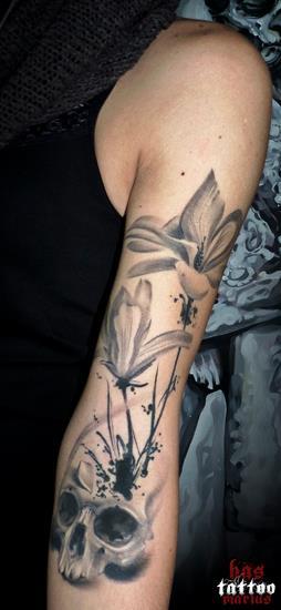 Skull tattoo art design