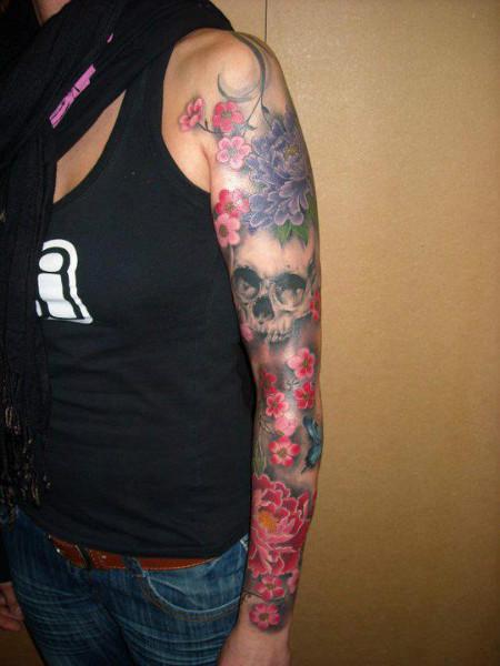 Calavera con flores