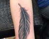 Pluma tatuaje