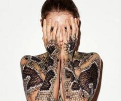 Tatuaje de escamas de serpiente