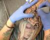 Super realismo tatuaje de mujer