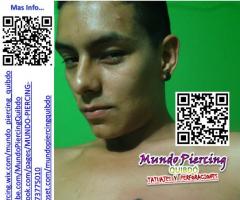 Nombre en el pecho
