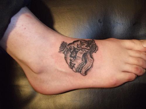 tatuaje brasov-craniu
