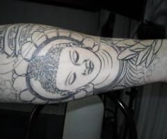antrebrazo buda en proceso