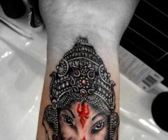 Budha T - By Alp Özalp