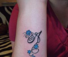 Tatuaje Brasov lettering tattoo