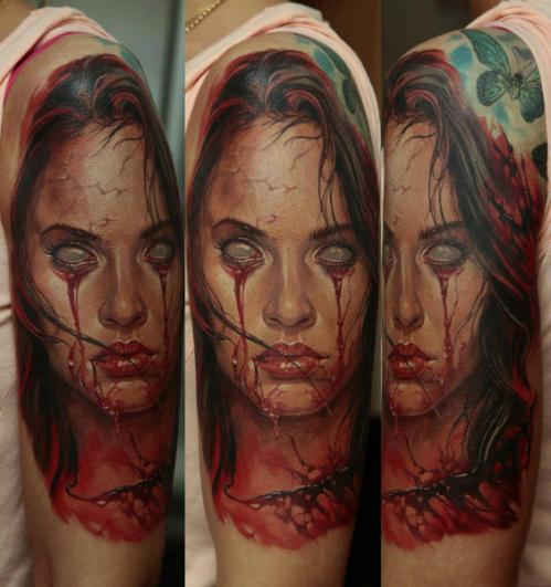 Rostro de mujer poseida