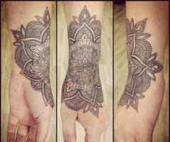 Mehndi tattoo