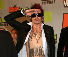 Tommy Lee tattoo
