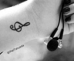 Tattoo de nota musical