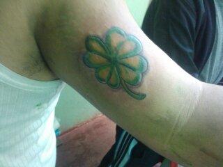 Trébol tattoo