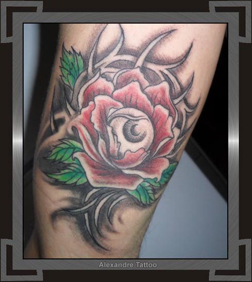 Tatuagem Rosa e Olho