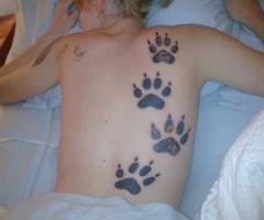 Beaux tatouages ​​avec les loups