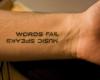 Tatouage original avec les mots de deux façons