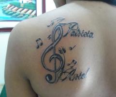 nota musical tattoo