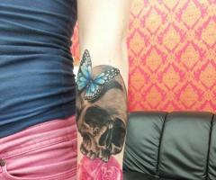Skull tattoo for women
