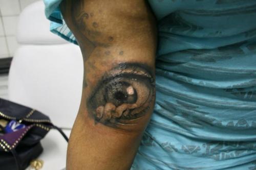 Eye tattoo