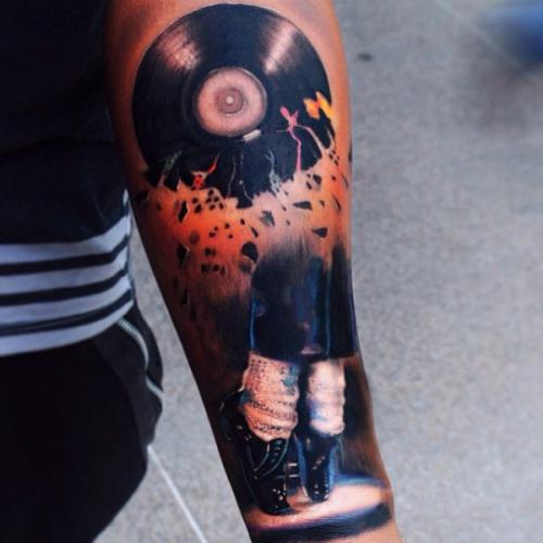 Tatuaje de disco de Michael Jackson