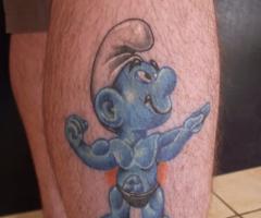 Tatuaje de Pitufo Fortachon