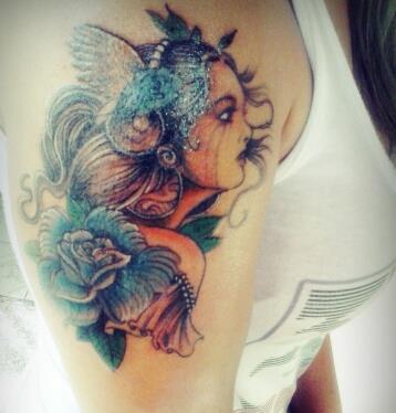 Tatuagem da Bia - Colorida