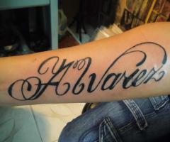 letras manuscritas  de tatuajes beto