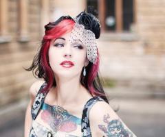 Mulheres tatuadas e tatuagens feminina