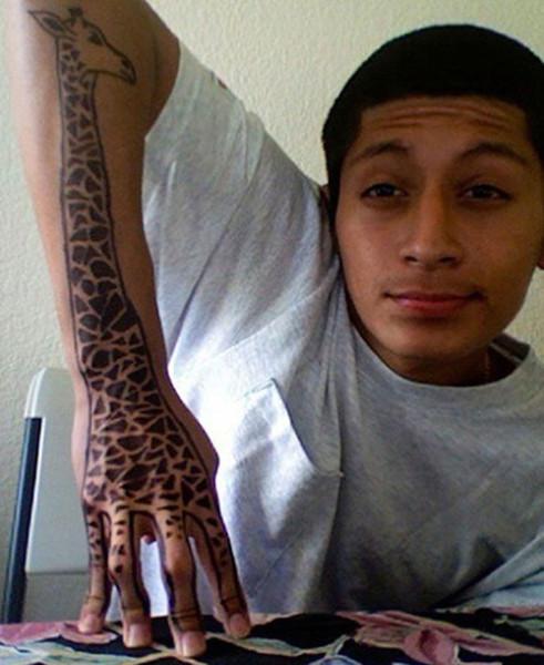 Creative Tattoos that Make Clever Use of the Body