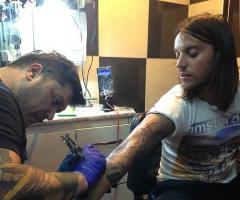 Tatuaje de Ezequiel Videla por Tattoorockers