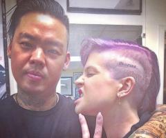 El nuevo tatuaje de Kelly Osbourne en la cabeza